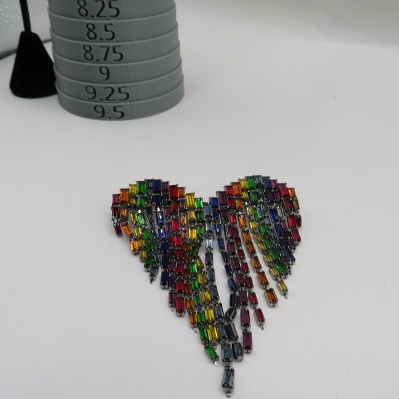 Heart Shaped Rainbow-Colored Baguette Rhinestone Brooch Pin - Picture 5 of 12